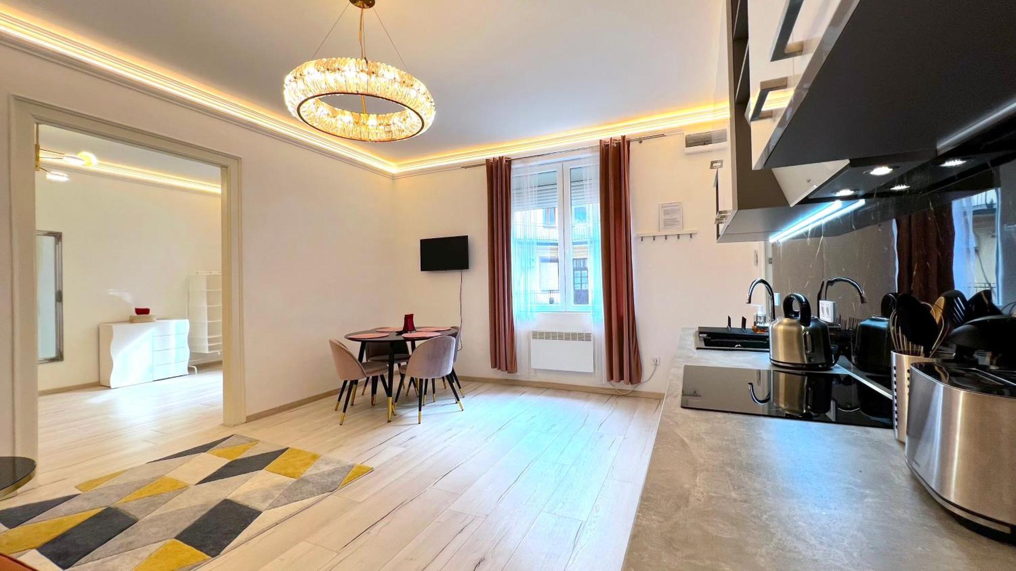 N24 Apartments By Small Home Budapeste Exterior foto