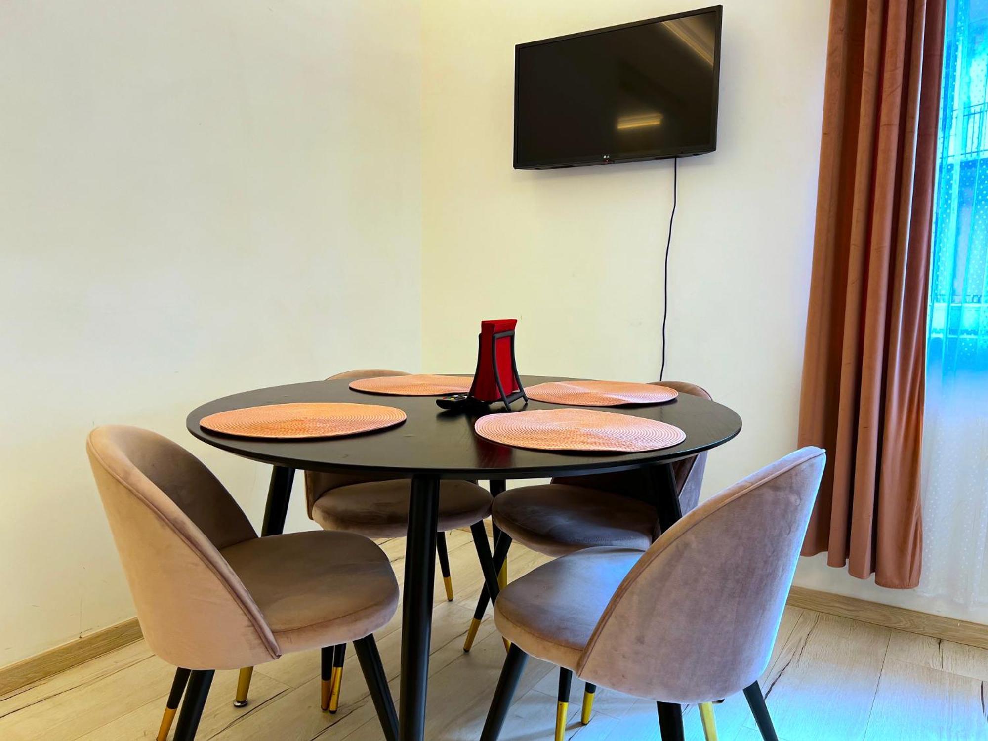 N24 Apartments By Small Home Budapeste Exterior foto