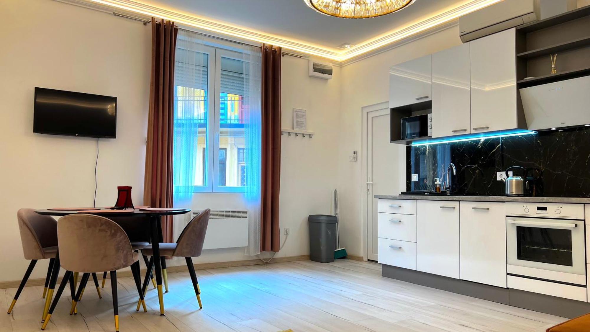 N24 Apartments By Small Home Budapeste Exterior foto